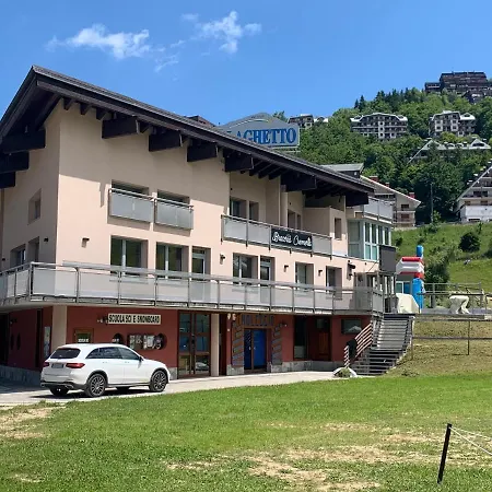 ホテル Laghetto 3*