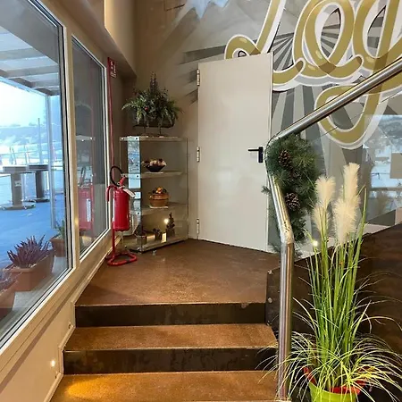 Laghetto Hotel