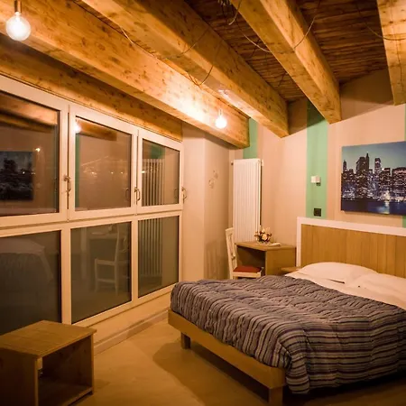 Hotell Laghetto Prato Nevoso